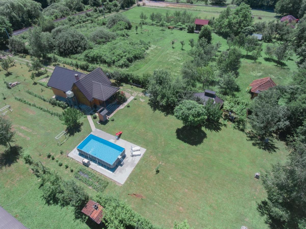 Guest House Vez Bihac Bagian luar foto